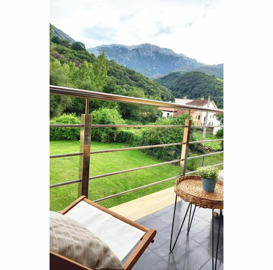 Apartamento Llar Del Cares Arenas De Cabrales Εξωτερικό φωτογραφία